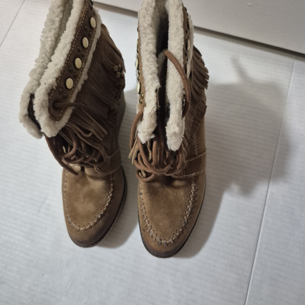 Sam Edelman Kemper Tan Lace Up Fringe Boots